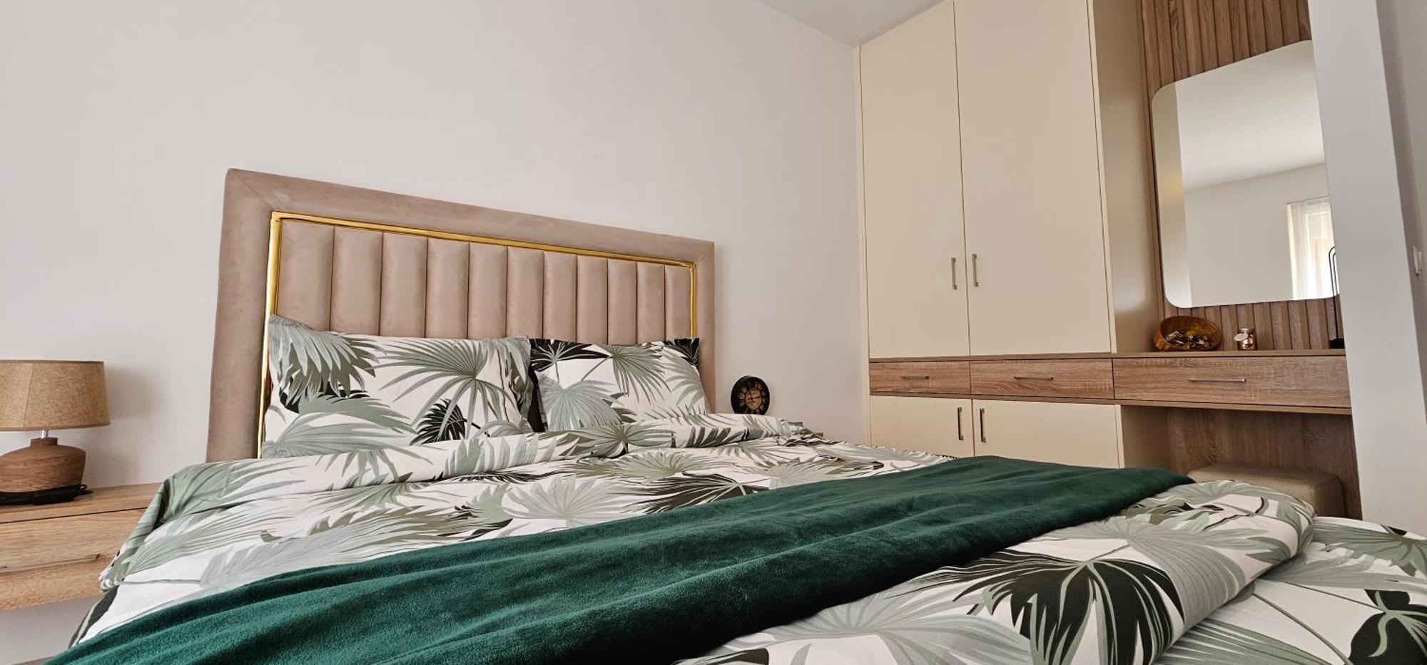 Value Living Apartment Урошевац Экстерьер фото