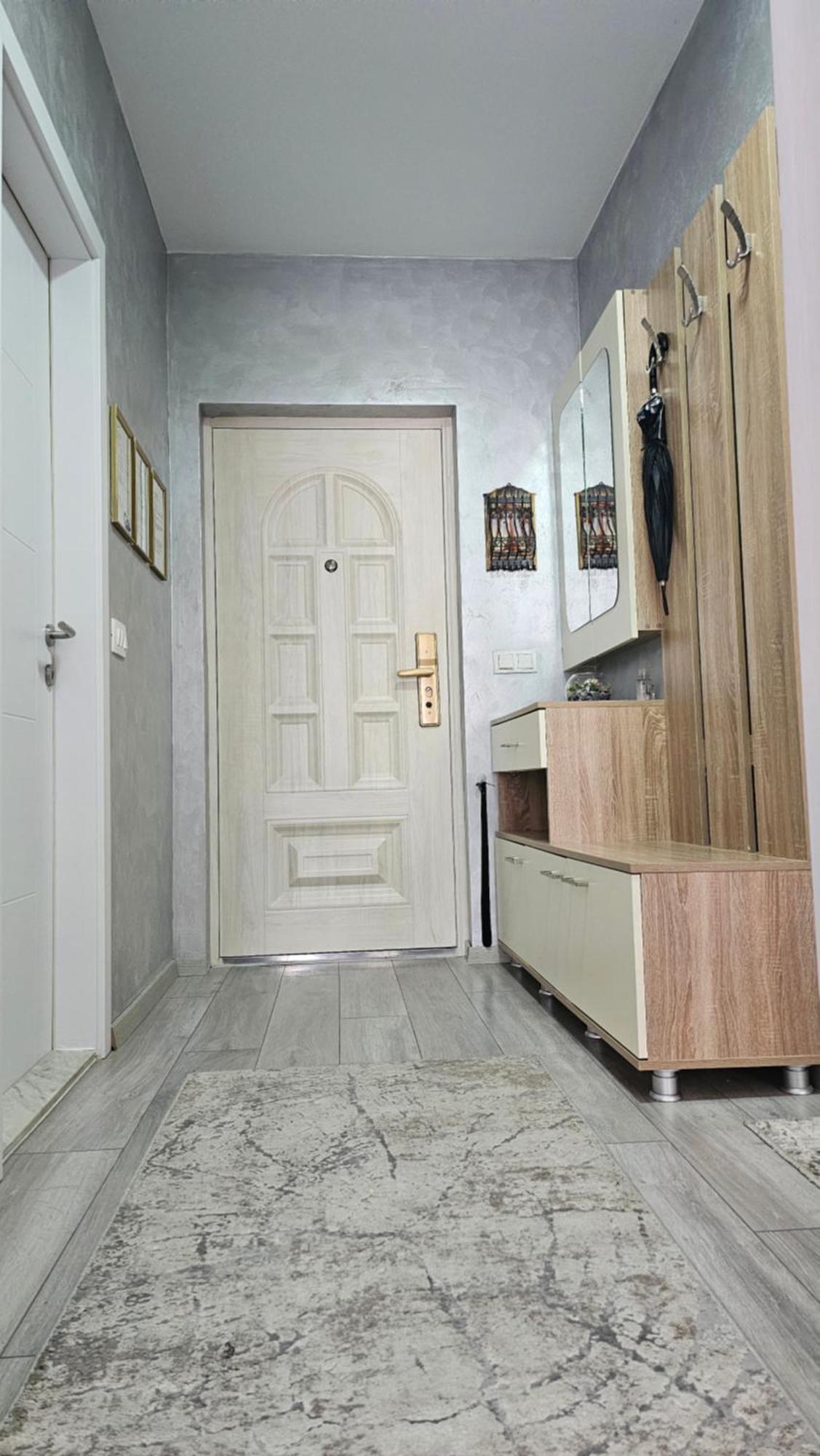 Value Living Apartment Урошевац Экстерьер фото
